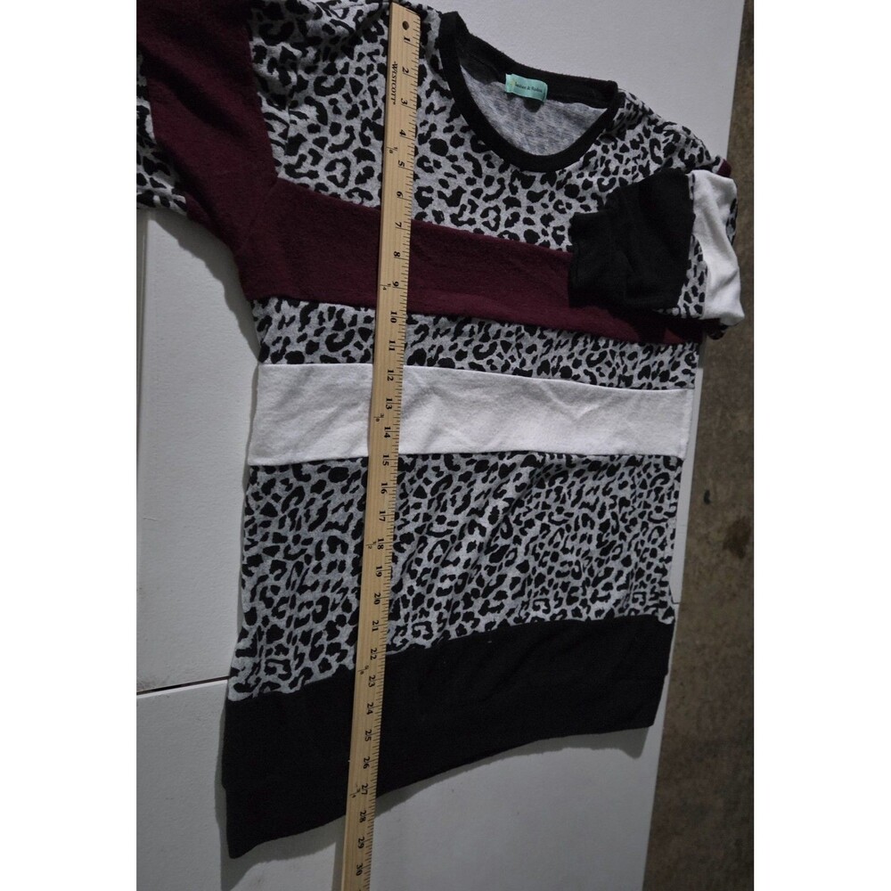 Sunshine & Rodeos Colorblock Leopard Print Sweatshirt Top Large - Picture 3 of 7